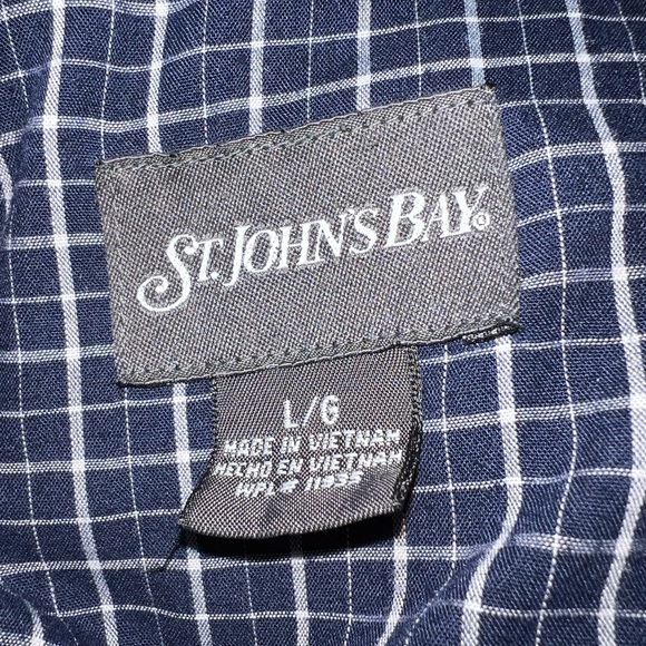 ST. John’s Bay Windbreaker - Picture 8 of 12